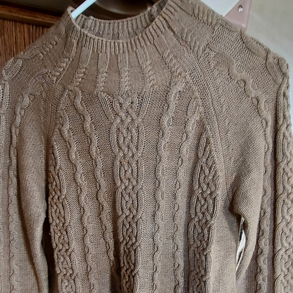 VERY NICE SWEATER
